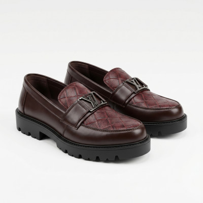 Luxury Textured Leather Loafers with Bold Metal Accent & Chunky Grip Sole - marron